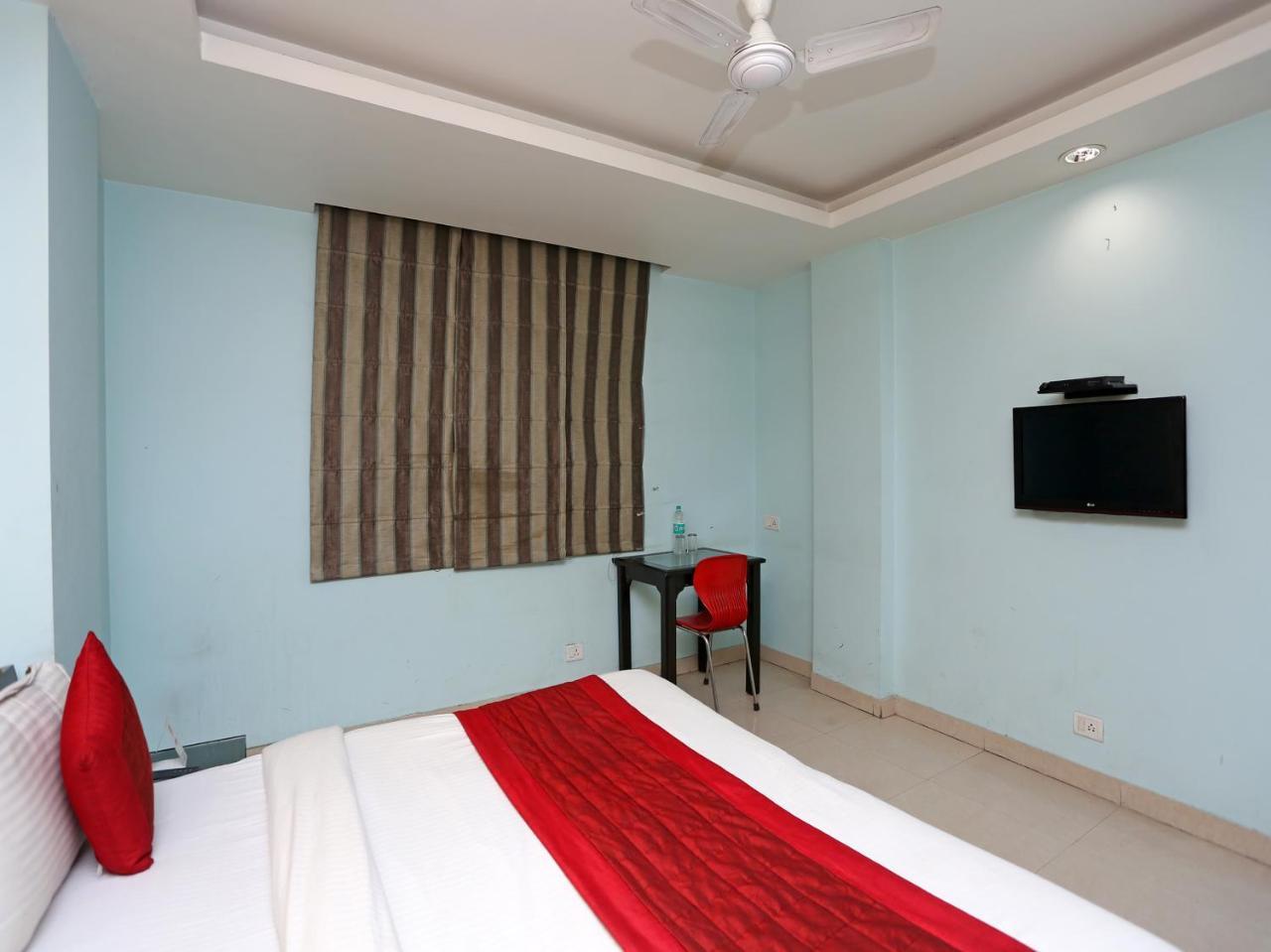 Oyo 6596 Hotel Flight Path New Delhi Exterior photo